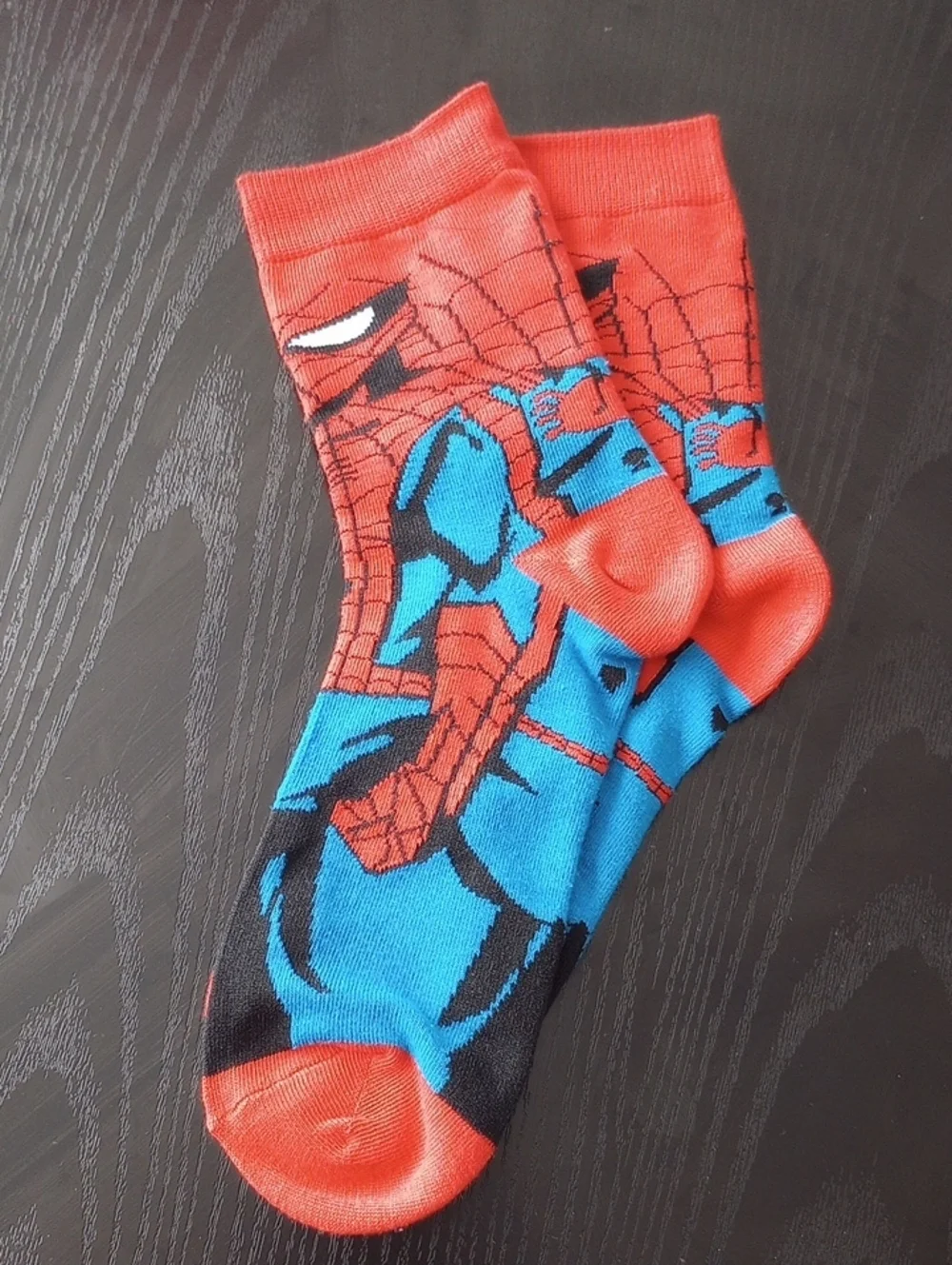 Men's Red & Blue Spider Pattern Crew Mid-calf Socks